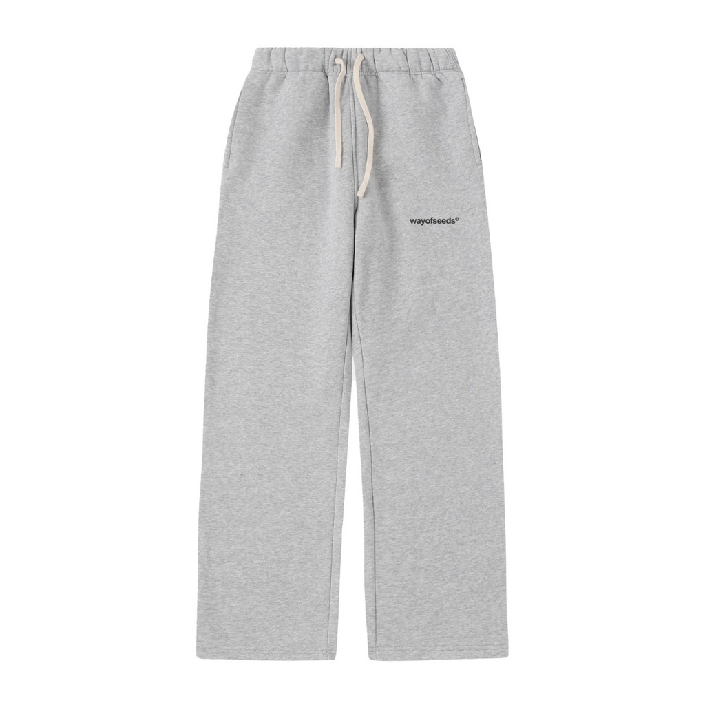 ESSENTIAL FLEECE SWEATPANTS